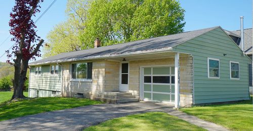 201 S Jackson, Hanover, IL, 61041 | Card Image