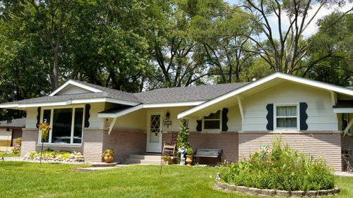 2256 W 57th Pl, Merrillville, IN, 46410-2208 | Card Image