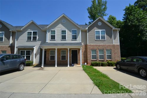 843 Plaza Walk Dr, Charlotte, NC, 28215-1863 | Card Image