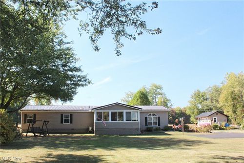 1711 Waterford Rd, East Palestine, OH, 44413-8712 | Card Image