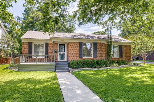 558 Kirkwood Drive, Dallas, TX, 75218 | Card Image