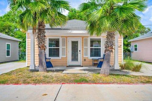 2121 Fm 3036, Rockport, TX, 78382-7710 | Card Image