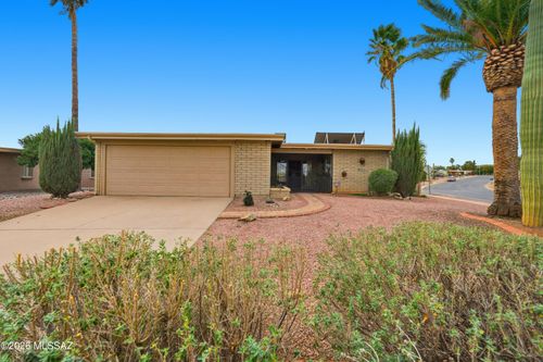 321 W Rio Santa Cruz, Green Valley, AZ, 85614-3933 | Card Image