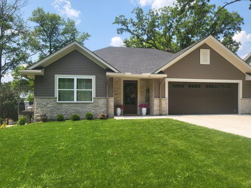 2401 Goldfinch Ln, Buffalo, MN, 55313-5667 | Card Image