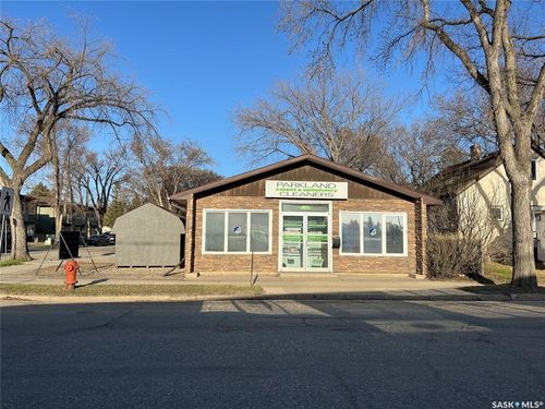 107 Myrtle Ave, Yorkton, SK, S3N1P8 | Card Image