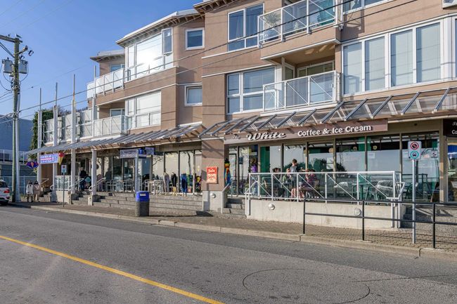 View of building exterior | Image 39