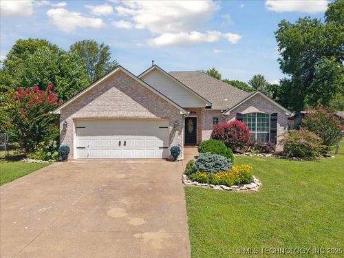 8431 E 126th St S, Bixby, OK, 74008-2907 | Card Image
