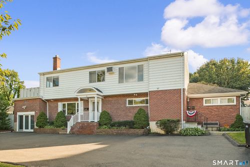 apt-b-30 Riverside Ave, Stamford, CT, 06905-4458 | Card Image