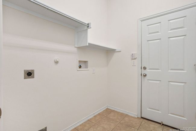 10406 Canyon Riv, House other with 4 bedrooms, 3 bathrooms and null parking in Helotes TX | Image 15