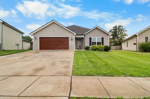 1278 Magnum Dr, Clarksville, TN, 37040-2036 | Card Image