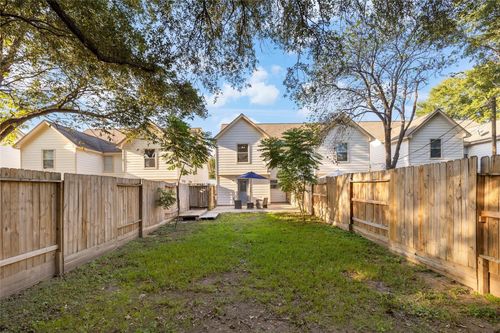 207 Foster St, Tomball, TX, 77375-2429 | Card Image