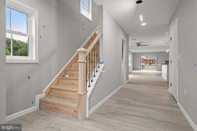 1500 Embassy Dr, Townhouse with 5 bedrooms, 4 bathrooms and null parking in HARRISBURG PA | Image 4