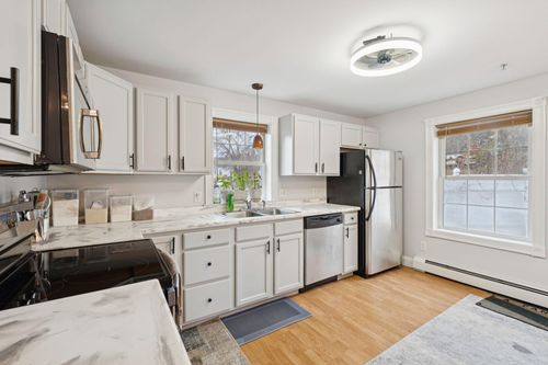 b-6B Meadow View Drive, Sanford, ME, 04073 | Card Image