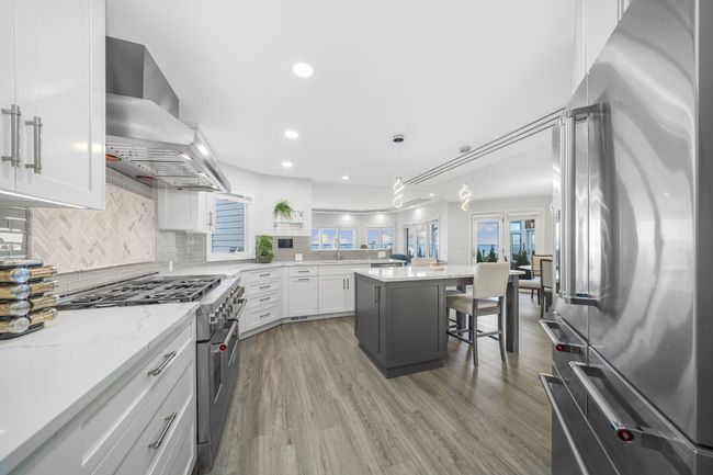 32633 River Rd, House other with 4 bedrooms, 3 bathrooms and null parking in Harrison Twp MI | Image 7