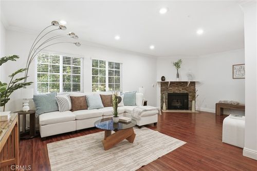 111-4189 Vineland Ave, North Hollywood, CA, 91602 | Card Image