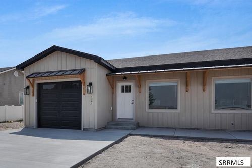 1362 Gary St, Blackfoot, ID, 83221-2032 | Card Image
