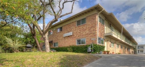 apt-5-304 E 33rd St, Austin, TX, 78705-2438 | Card Image