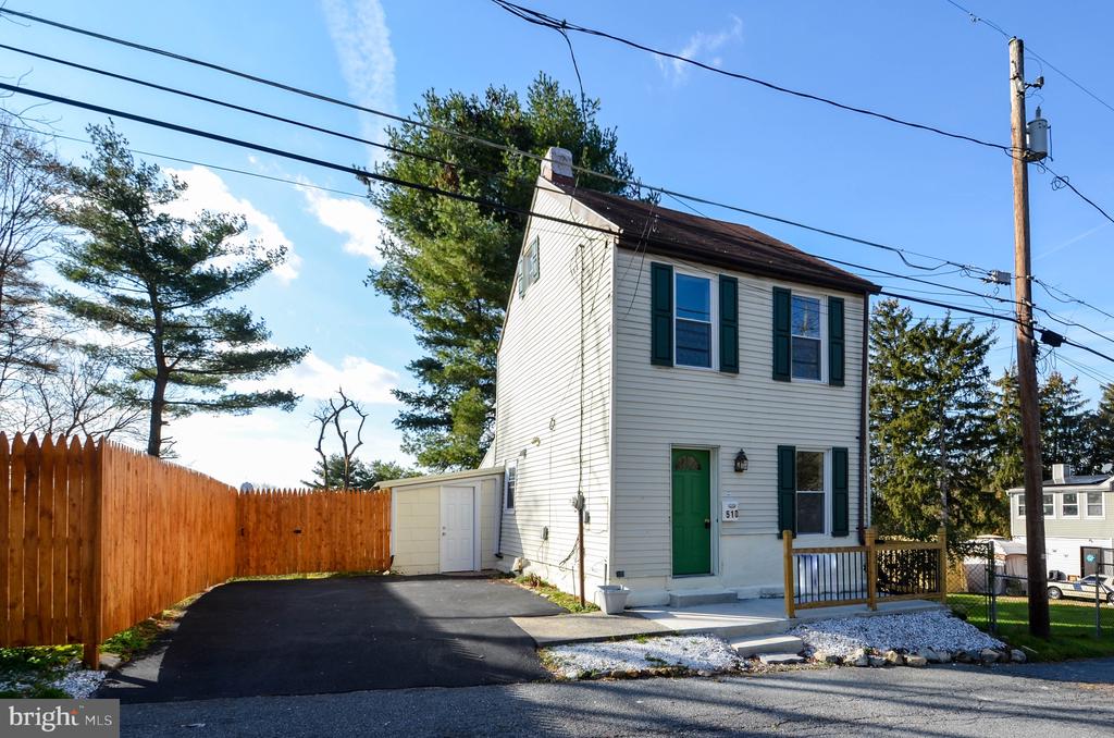 Dauphin St, Allentown, PA 18109