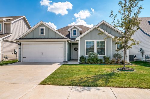 13044 Dawson Dr, Providence Village, TX, 76227-1725 | Card Image