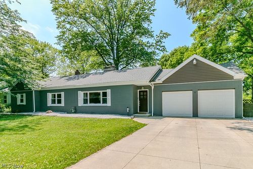 1342 Sebring Ave, Madison, OH, 44057-1424 | Card Image