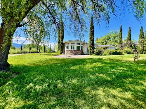 501 Carter Ln, Ashland, OR, 97520-9381 | Card Image
