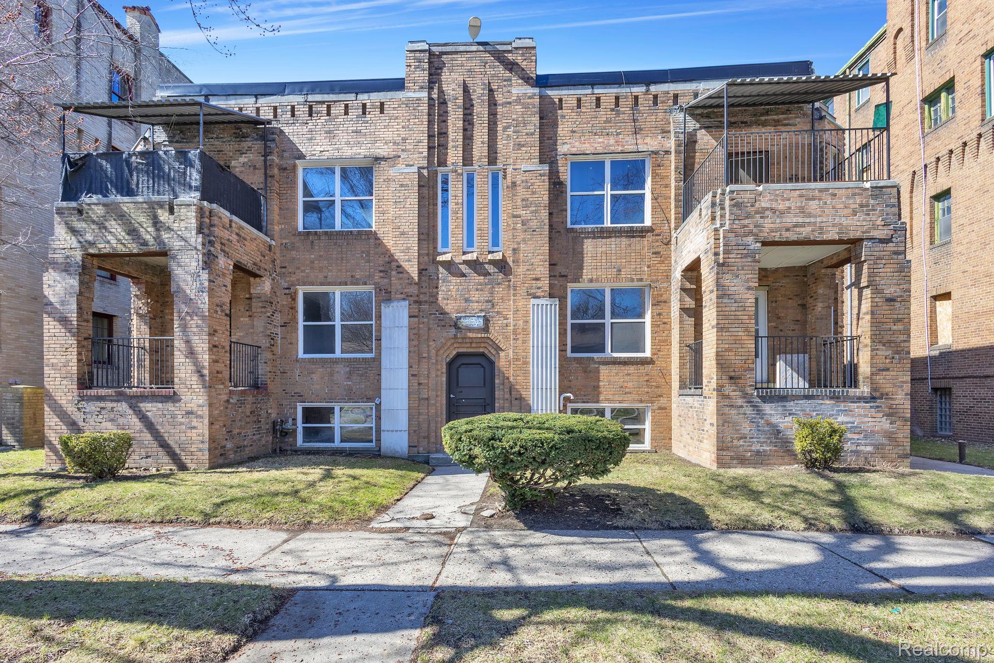 Residential Lease in Detroit 3