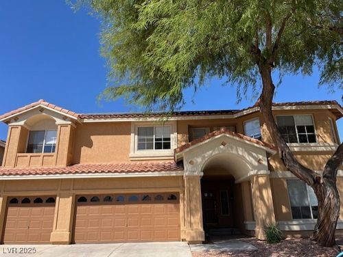 8640 Castle Hill Ave, Las Vegas, NV, 89129-7645 | Card Image