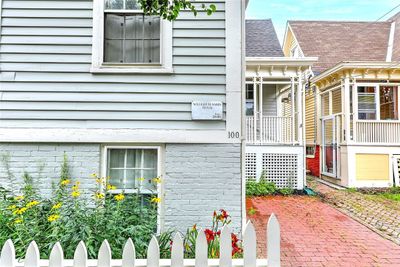 100 John Street, House other with 3 bedrooms, 2 bathrooms and 1 parking in Providence RI | Image 2