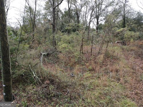 211 E Brooks Ave, Griffin, GA, 30223-4638 | Card Image