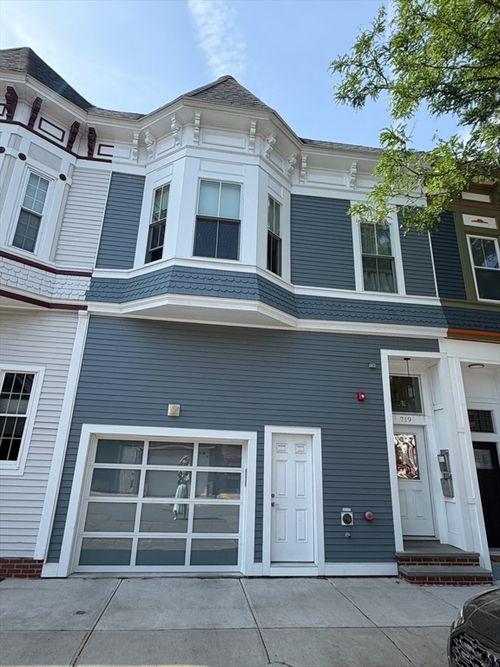 2-719 East 5t, Boston, MA, 02127 | Card Image