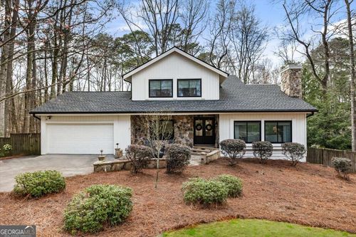 2415 Roxburgh Dr, Roswell, GA, 30076-2456 | Card Image