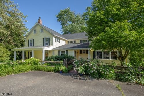 35 Main St, Peapack, NJ, 07977-9801 | Card Image