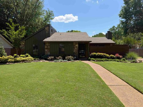 7899 Nikerton Dr, Germantown, TN, 38138-2921 | Card Image