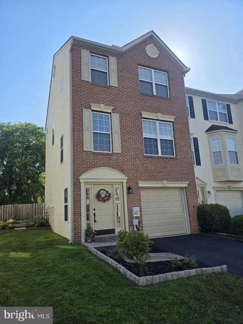 31 Carrick Ln, BEAR, DE, 19701-6343 | Card Image