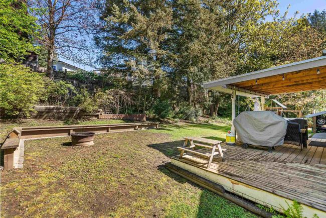 8060 Philbert Street, House other with 3 bedrooms, 1 bathrooms and 8 parking in Mission BC | Image 30