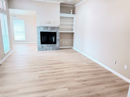 453 Strata Dr, Denton, TX, 76201-1859 | Card Image