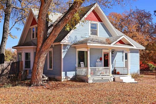 735 1st St, Alamosa, CO, 81101-2506 | Card Image