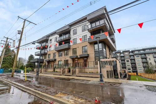 402-13439 94a Ave, Surrey, BC, V3V0G9 | Card Image