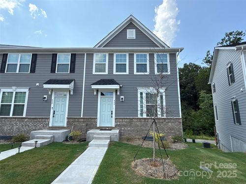 422 Serenity Cir, Cramerton, NC, 28032-0168 | Card Image