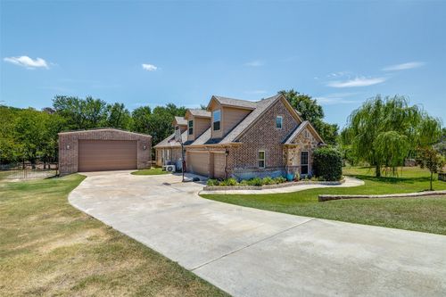 109 Antler Ridge Ct, Azle, TX, 76020-1474 | Card Image