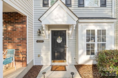 12318 Hennigan Place Ln, Charlotte, NC, 28214-1467 | Card Image