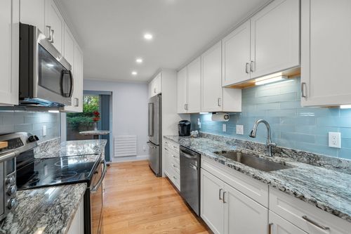 311-1210 Greendale Ave, Needham, MA, 02492-4622 | Card Image