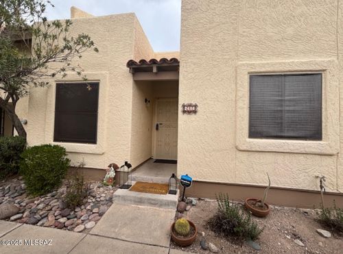 2486 N Ironwood Ridge Dr, Tucson, AZ, 85745-1075 | Card Image
