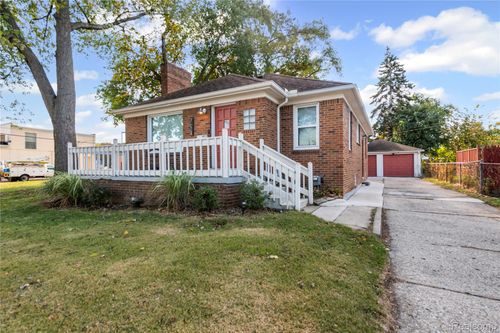 7624 Yacht Ave, Warren, MI, 48091-6305 | Card Image