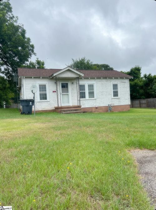 10 Main St, Pelzer, SC, 29669-1504 | Card Image