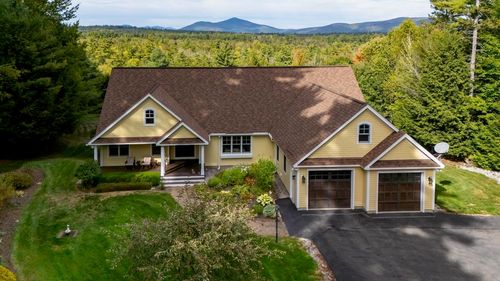 87 Moat View Dr, Albany, NH, 03818-4412 | Card Image