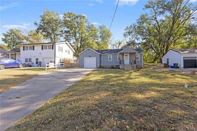 2903 N 74th Street, House other with 3 bedrooms, 1 bathrooms and null parking in Kansas City KS | Image 3