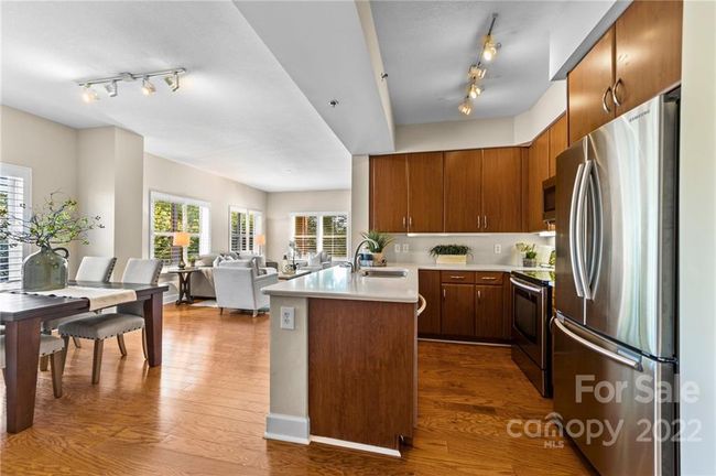 UNIT-305 - 1320 Fillmore Ave, Condo with 2 bedrooms, 2 bathrooms and null parking in Charlotte NC | Image 7