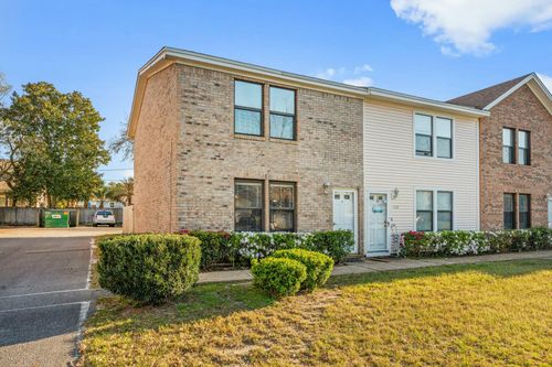114 4th Ave, Shalimar, FL, 32579-1908 | Card Image