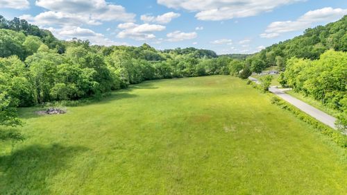 1 Fly Rd, Santa Fe, TN, 38482 | Card Image